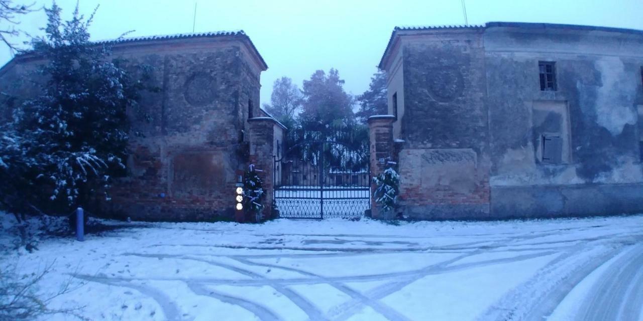 Lo Scrigno Di Lara Villa Ceresara Exterior foto